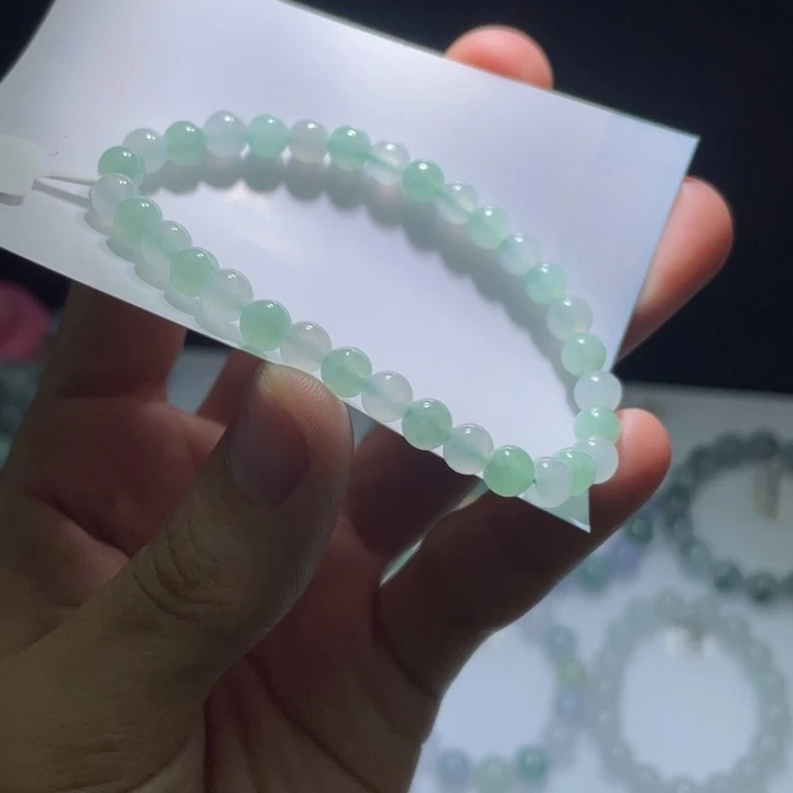 未镶嵌定制翡翠翡翠