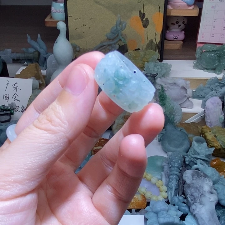 定制翡翠未镶嵌翡翠