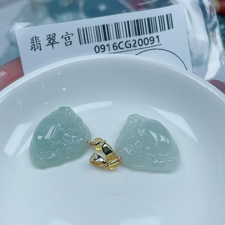吊坠(不含链)未镶嵌翡翠