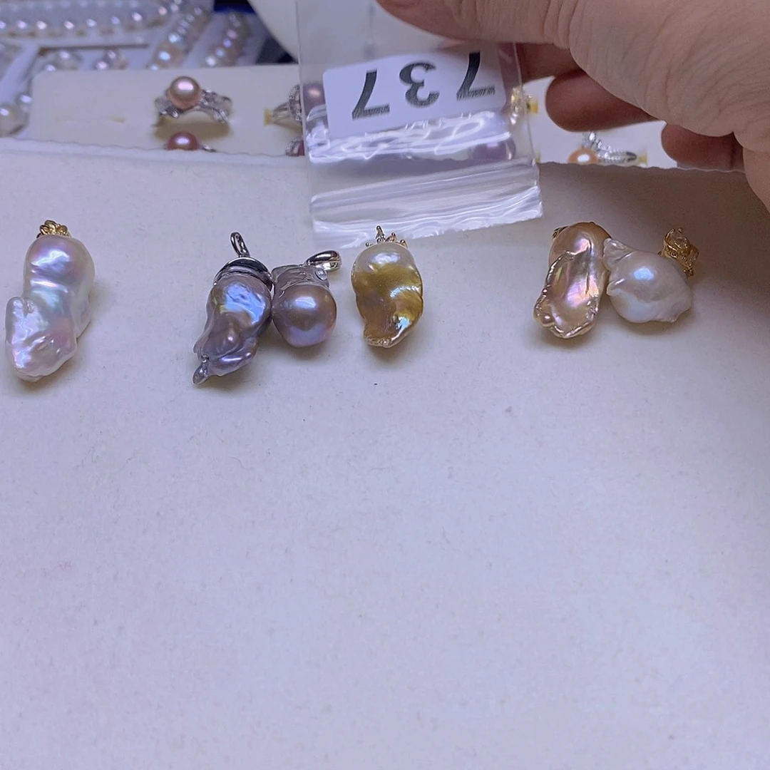 颈饰未镶嵌淡水珍珠