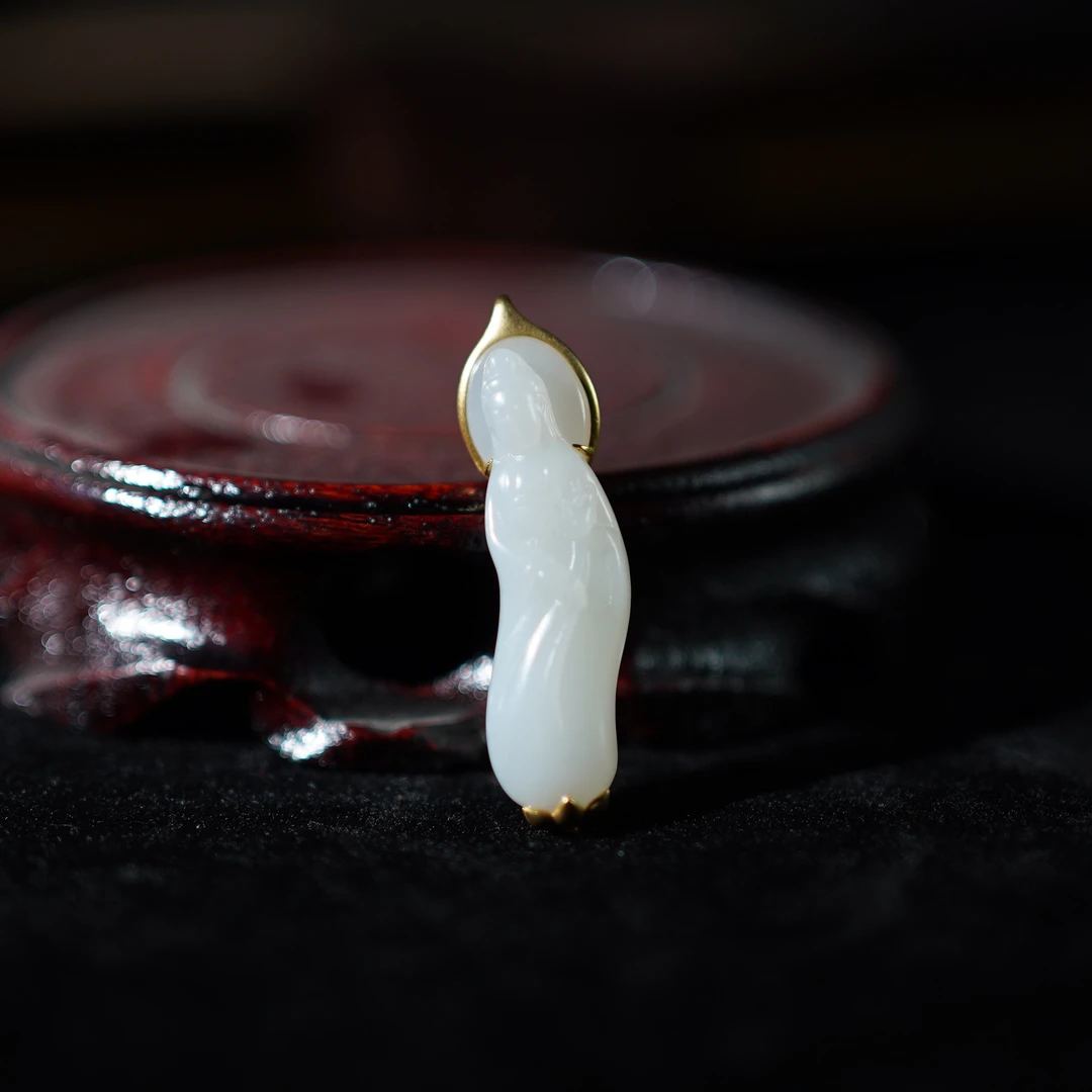 【亦安】白玉观音18k金吊坠尺寸48＊12＊9mm