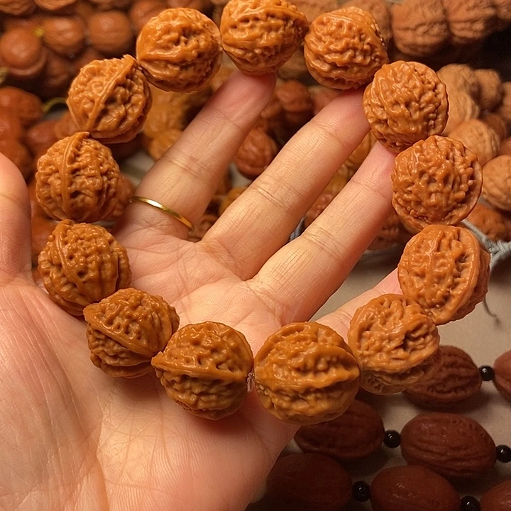 文玩核桃手串珊瑚纹