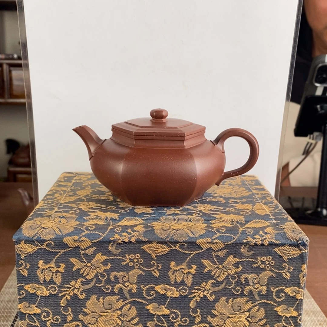 它***卜茶壶紫砂宜兴紫砂工艺美术精品