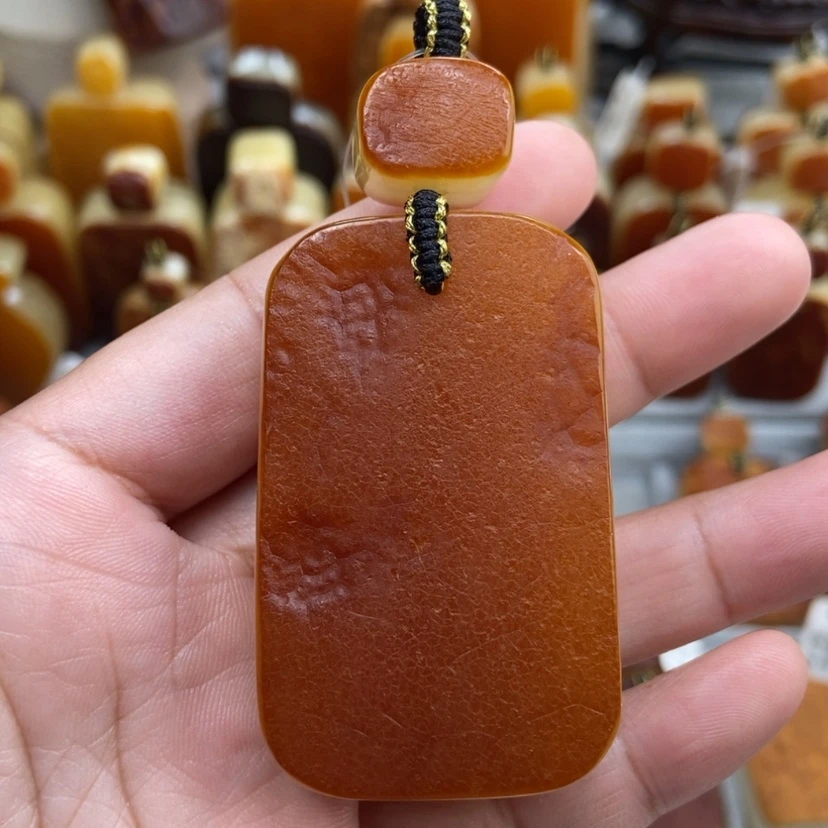 【闪购商品】琥珀颈饰未镶嵌