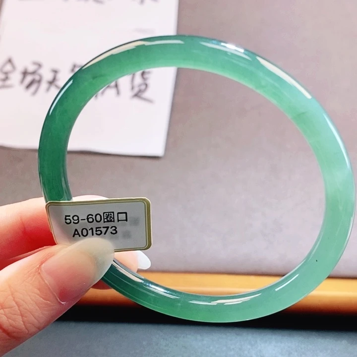 翡翠未镶嵌手镯翡翠手镯13