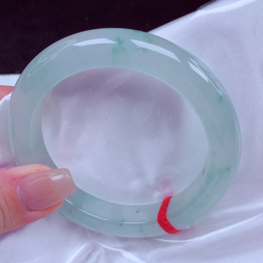 翡翠未镶嵌手镯手镯