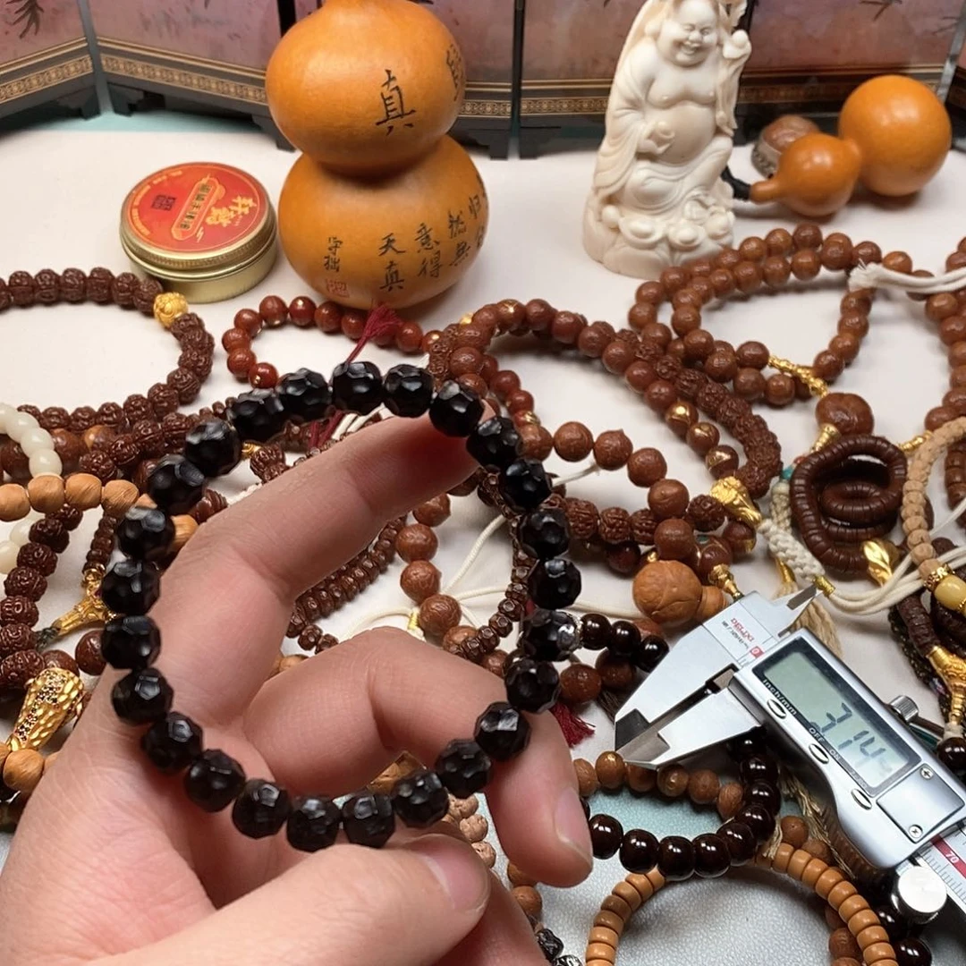 椰蒂吊坠142555586898