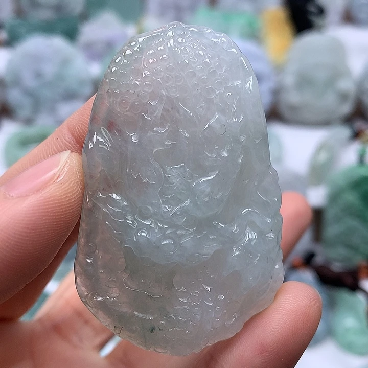 翡翠未镶嵌颈饰随形龙行天下福利