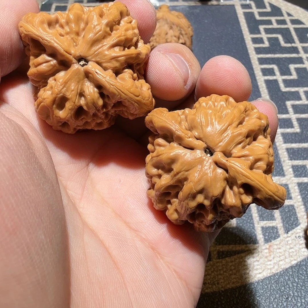 文玩核桃吊坠京公子