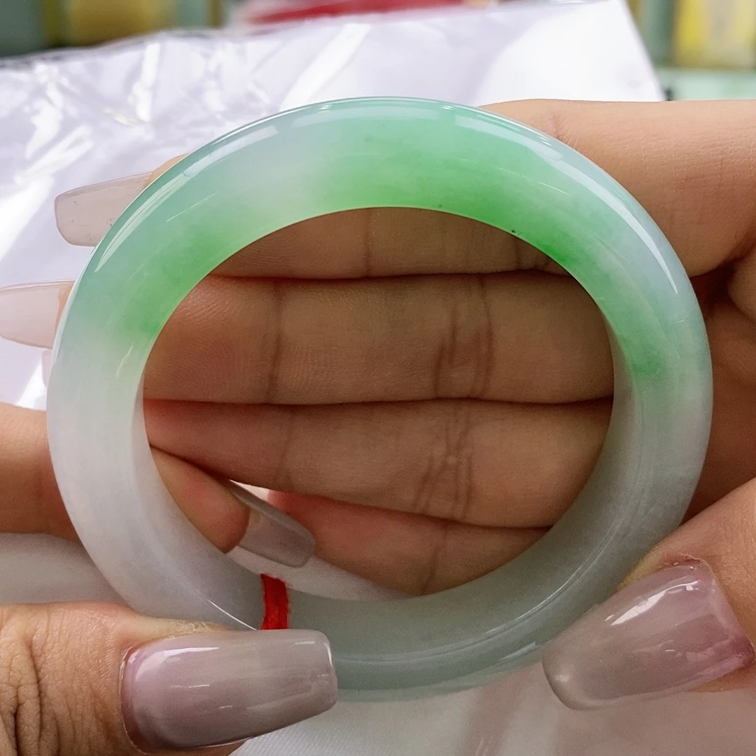 【闪购商品】未镶嵌手镯翡翠