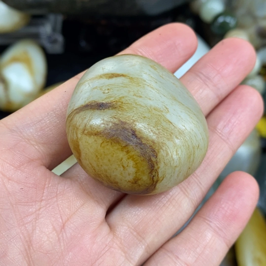 未镶嵌和田玉（糖玉）挂件