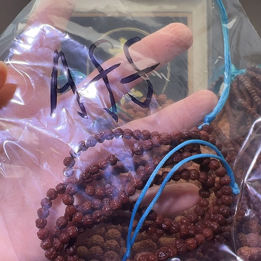 A***m金刚菩提吊坠佛手