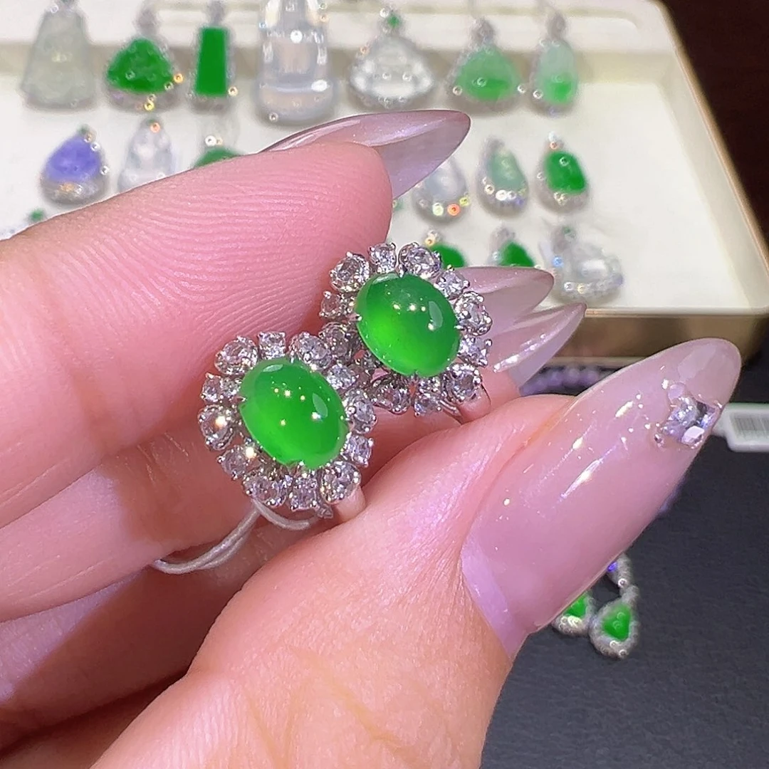 翡翠18K金镶嵌耳环翡翠