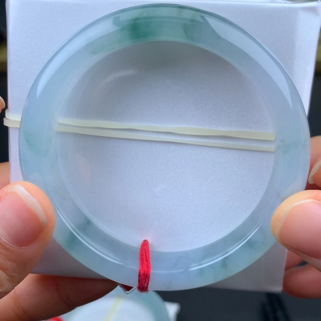 翡翠未镶嵌手镯冰飘花