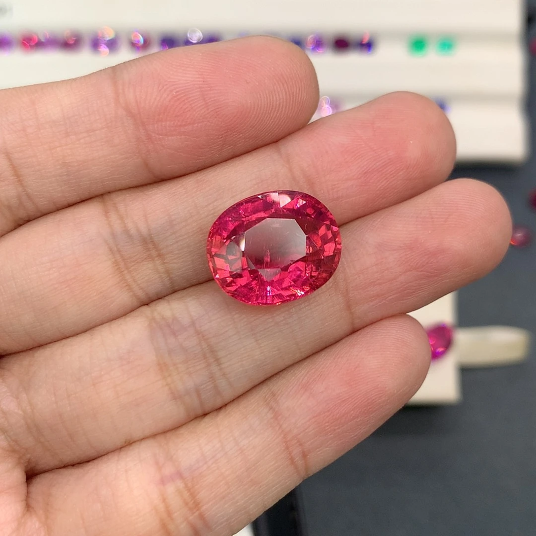 碧玺裸石未镶嵌13.95克拉卢比来