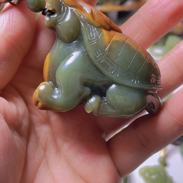 和田玉手把件未镶嵌海****海