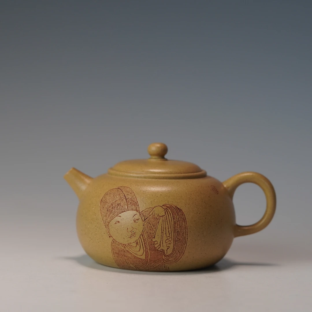 lot.22618 宁刚 段泥逸趣壶 150cc
