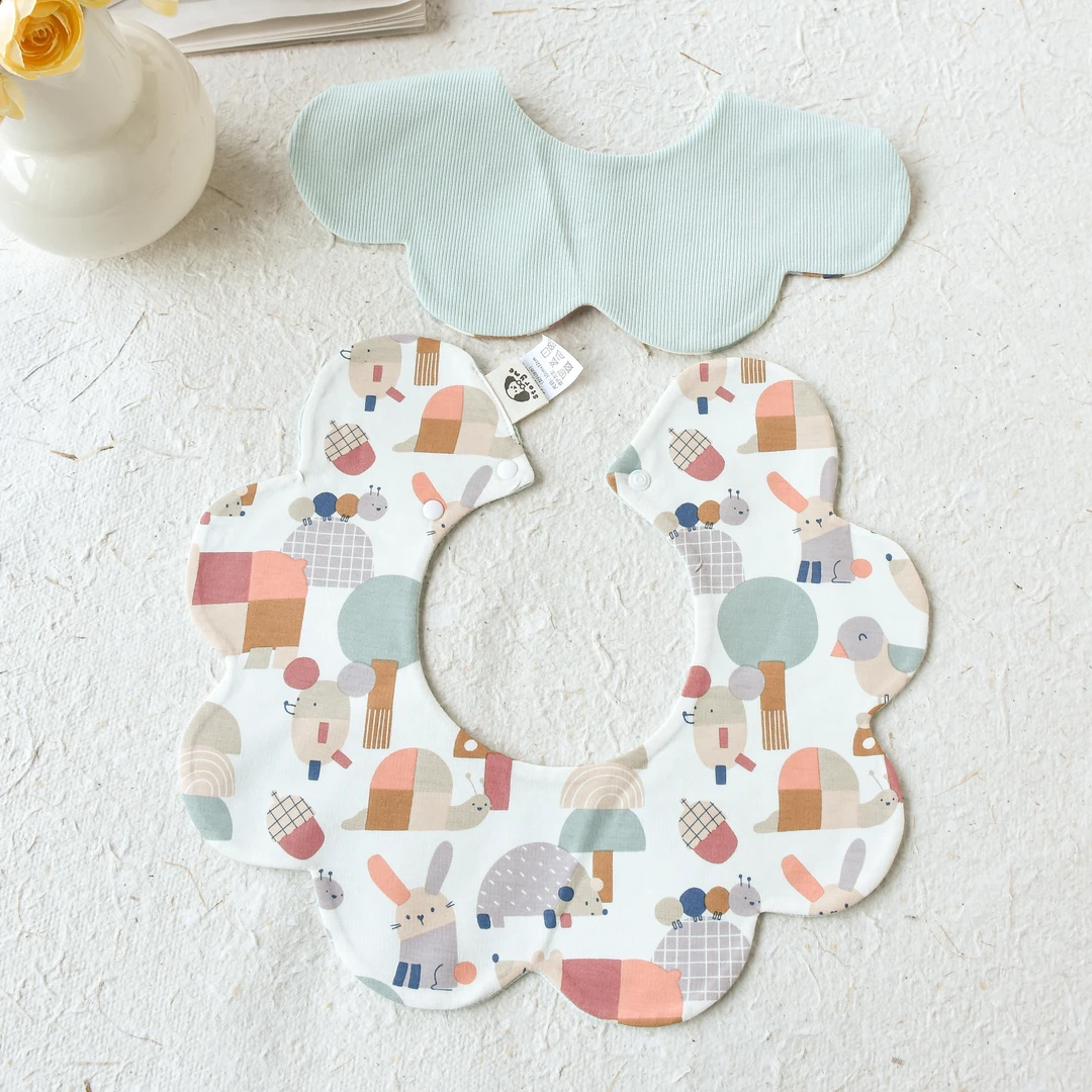 [y418]几何小兔子口水巾围兜新生儿防吐奶柔软透气可爱ins风