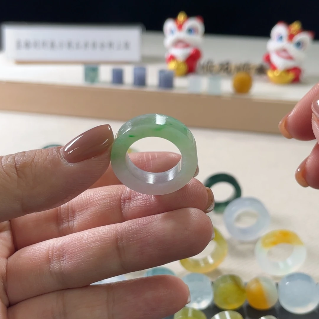 定制翡翠未镶嵌上新