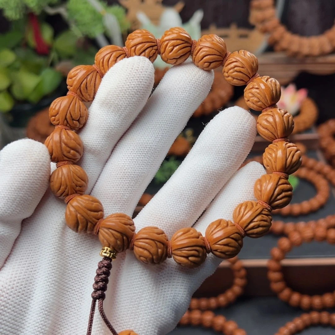 桃核吊坠1.5祥云手持