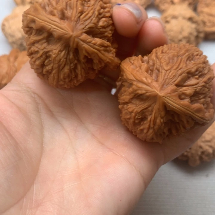 把件文玩核桃高炮南疆石45