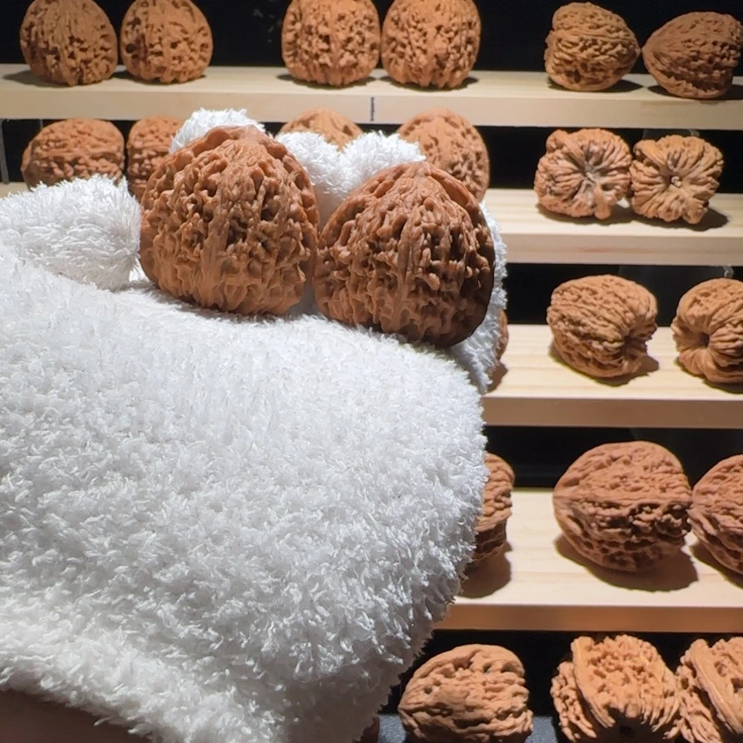 文玩核桃吊坠39三角