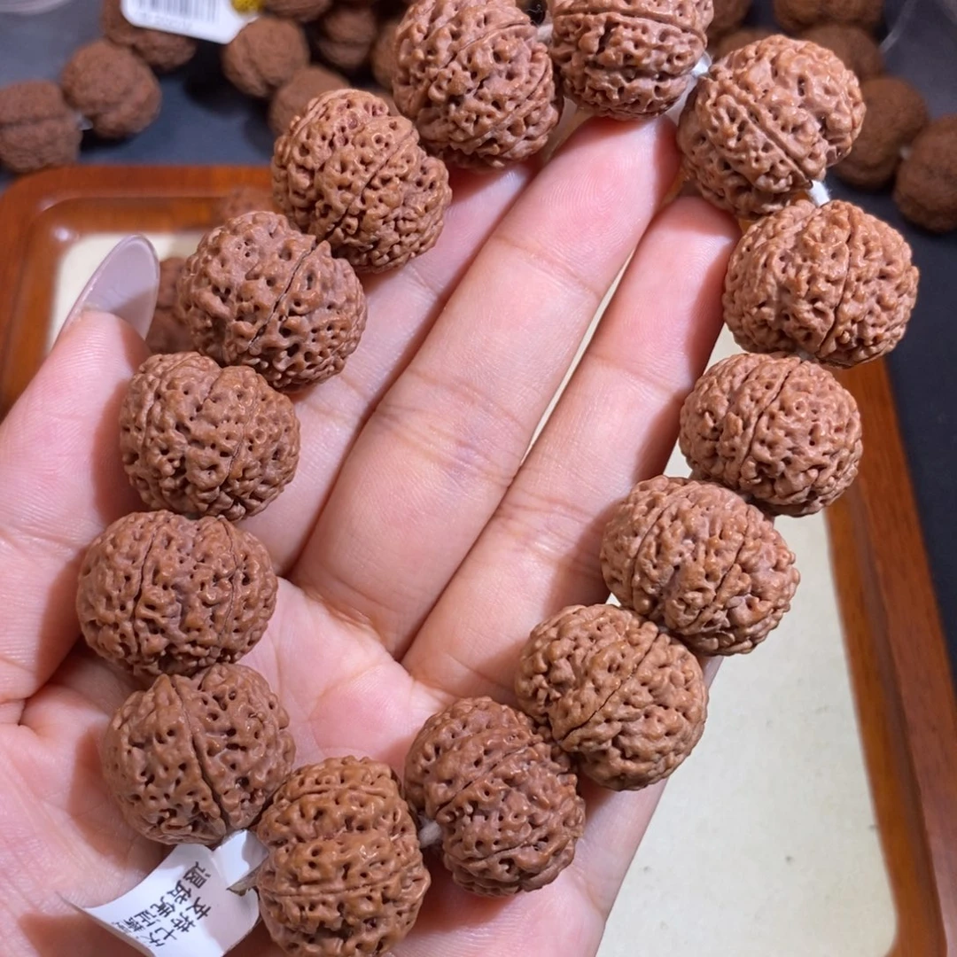 手串金刚菩提六瓣招财针孔蜂王21mm