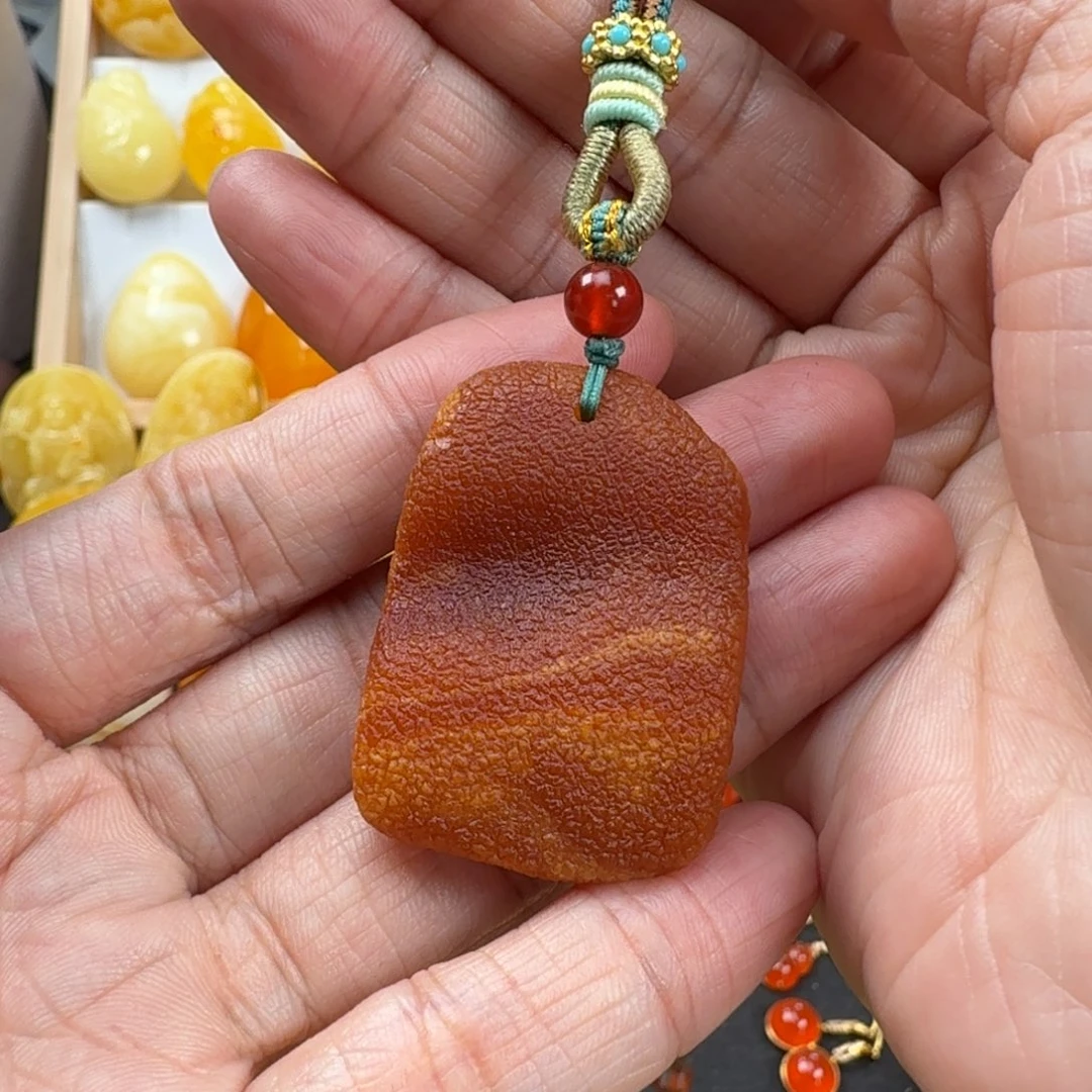 小***～蜜蜡未镶嵌颈饰蜜蜡