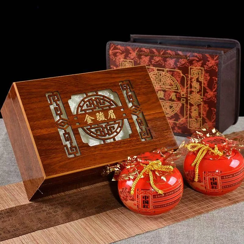 【小窗花】金骏眉 红茶 双陶瓷罐实木礼盒装250g