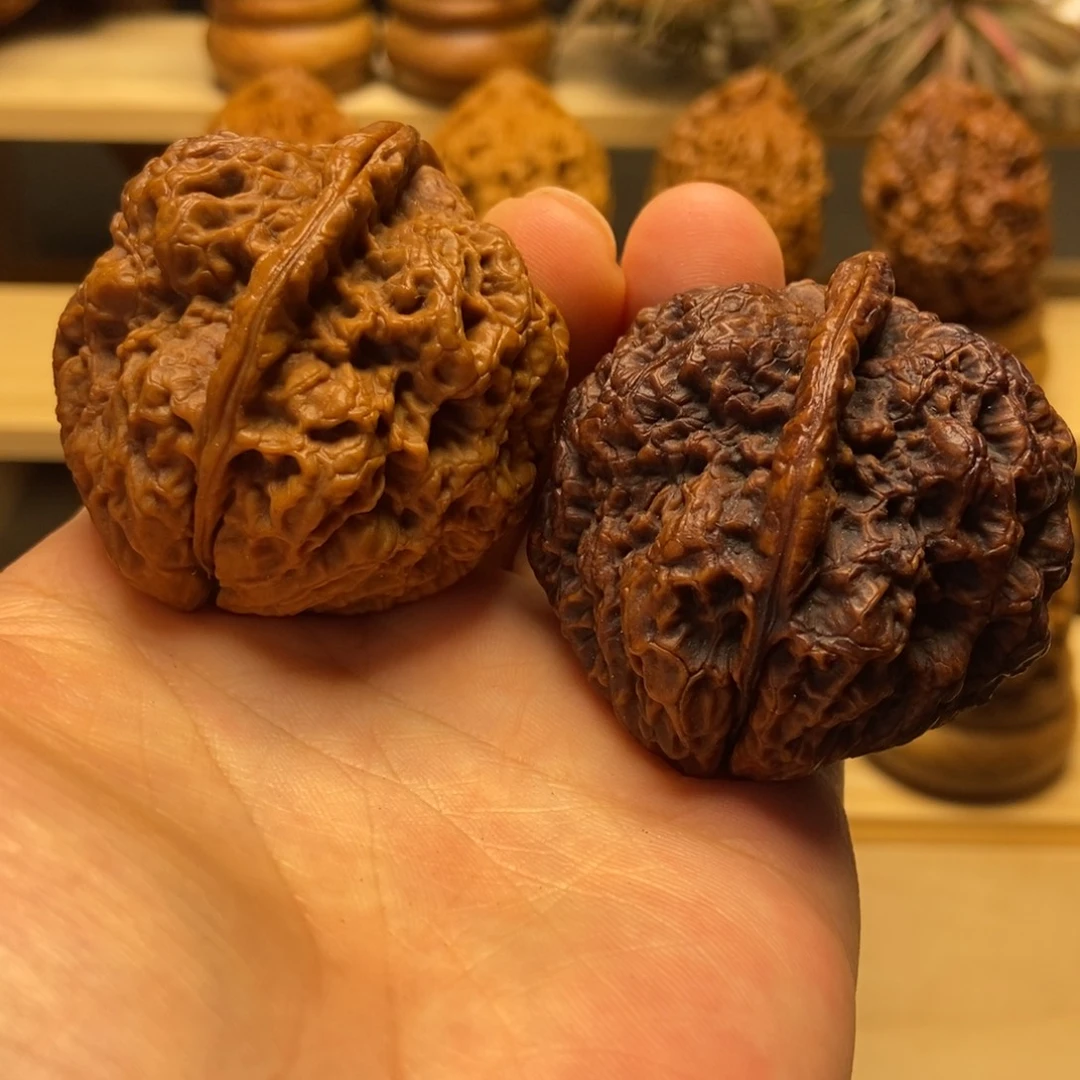 燕***寒文玩核桃把件金刚佛手