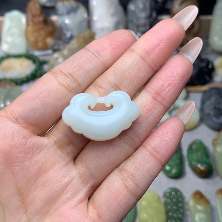 和田玉挂件未镶嵌