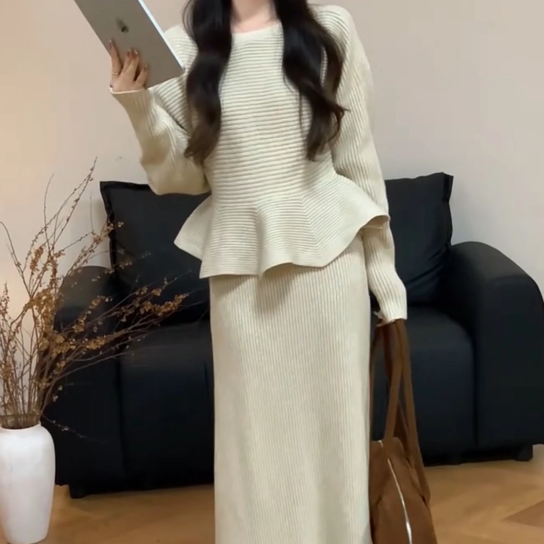 欧货2025秋冬新款轻奢优雅风荷叶边针织套装高级感气质名媛两件套