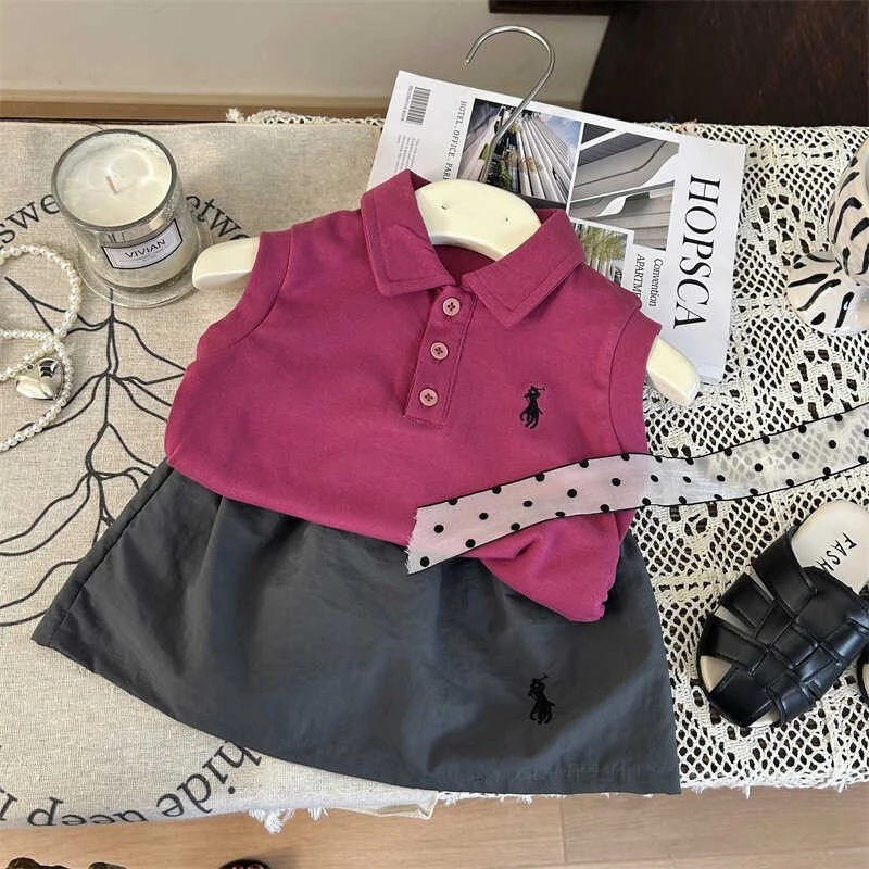 韩版童装2025夏季款女童polo领背心无袖上衣洋气休闲工装裙裤套装