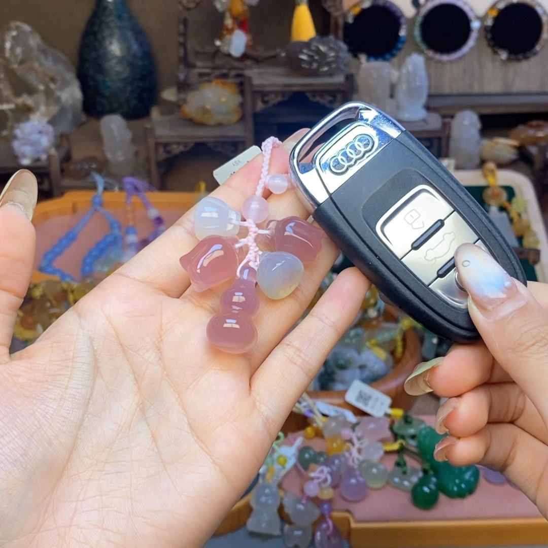 玛瑙/玉髓未镶嵌车挂挂件