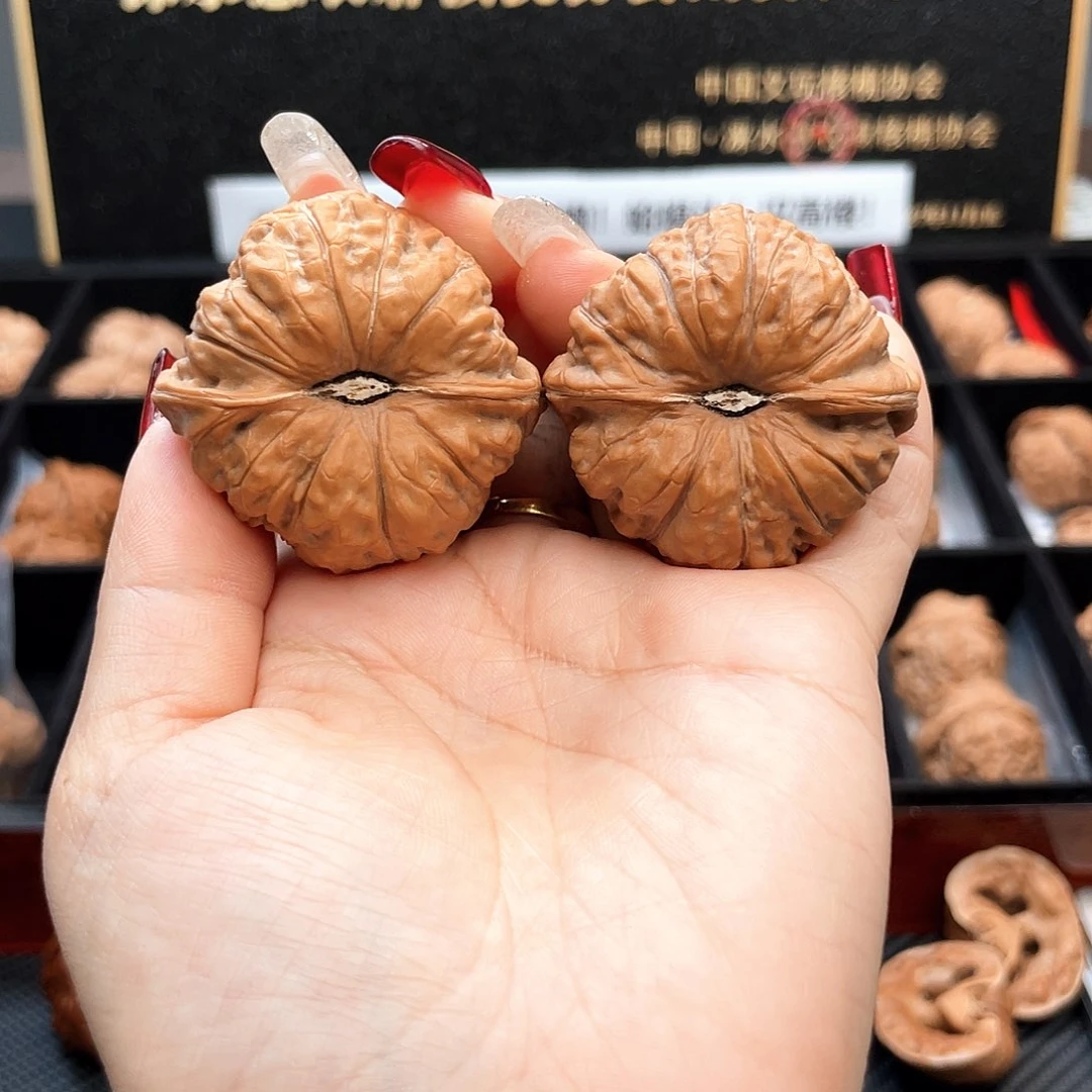 把件文玩核桃42南瓜天配克重深凹底近圆正肩S4201