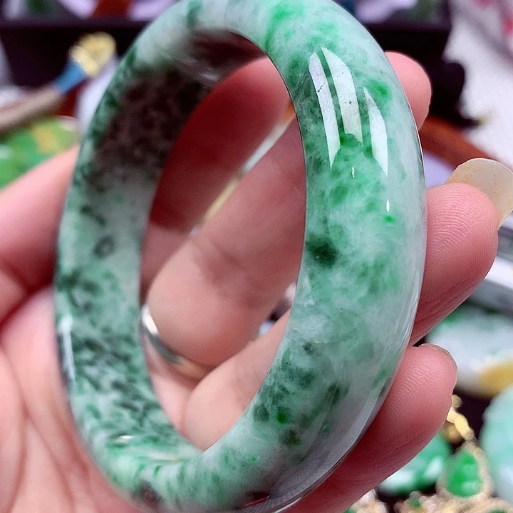 未镶嵌手镯翡翠翡翠