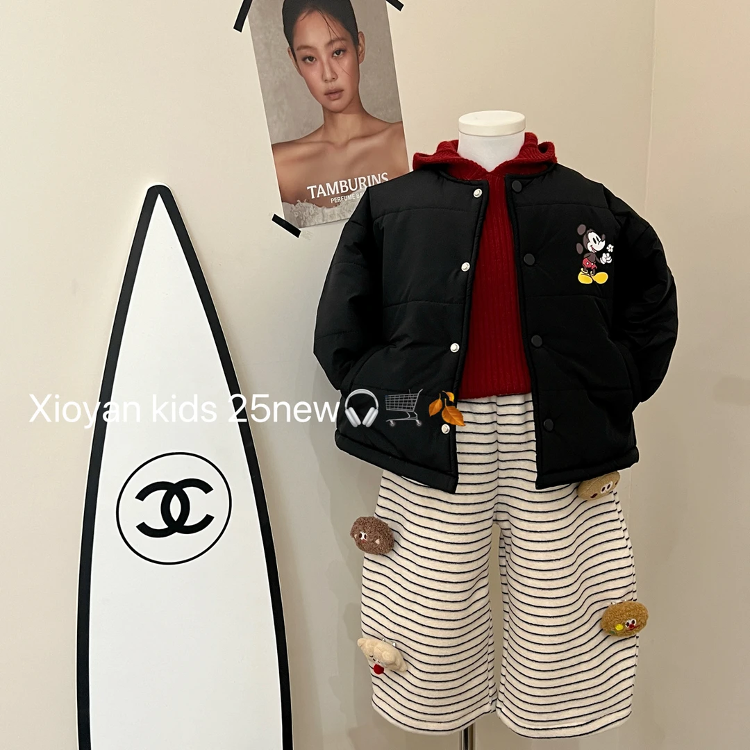 小言2025冬季新款韩版洋气女童厚实棉服外套休闲条纹裤黑色