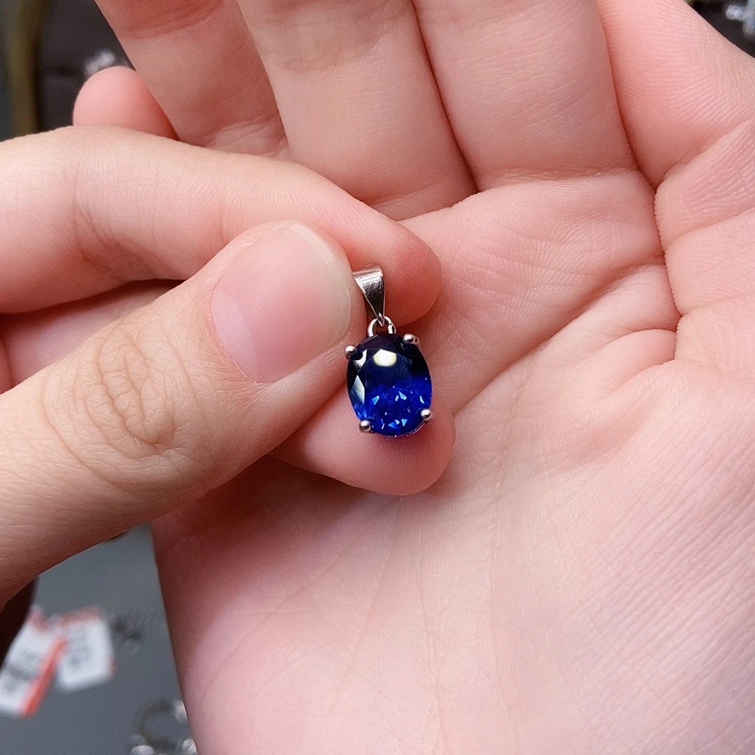 吊坠(赠链)蓝宝石银S925镶嵌