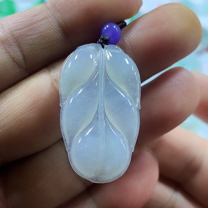 翡翠未镶嵌颈饰天然翡翠吊坠A货