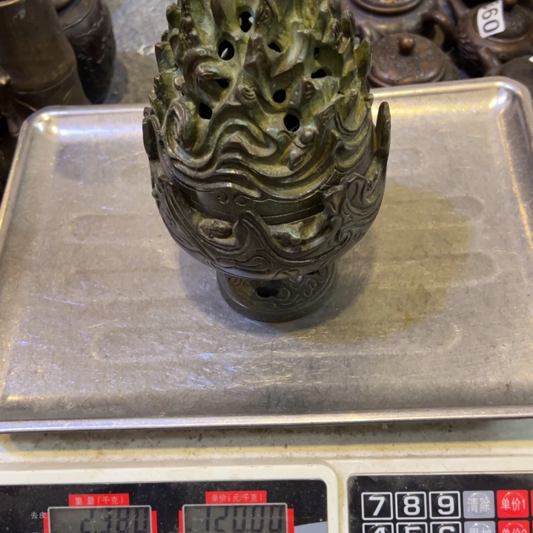 崽***8黄铜摆件，文房摆件