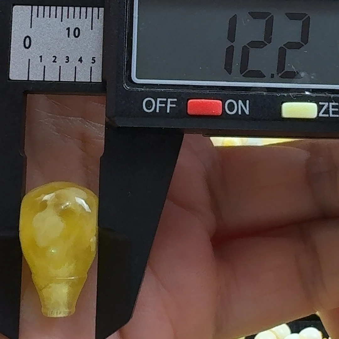 蜜蜡未镶嵌裸石33杂