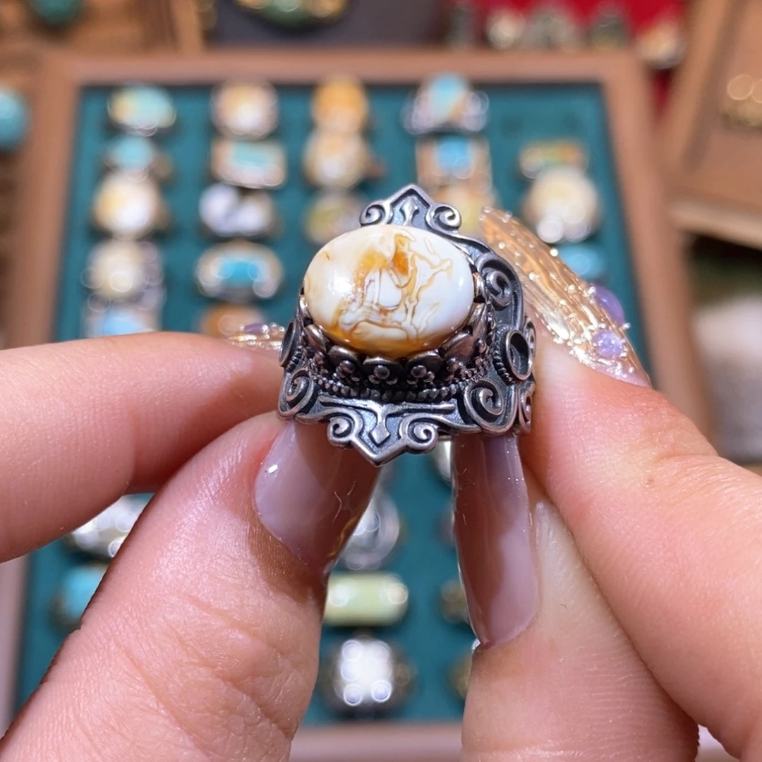 琥珀戒指银S925镶嵌奶****?戒指