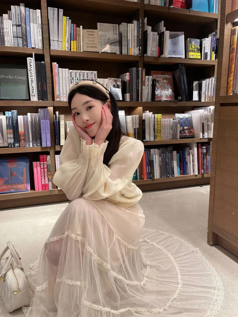 【石潇潇专属】重工烫钻针织开衫外套女春装2025新款欧货时尚毛衣潮