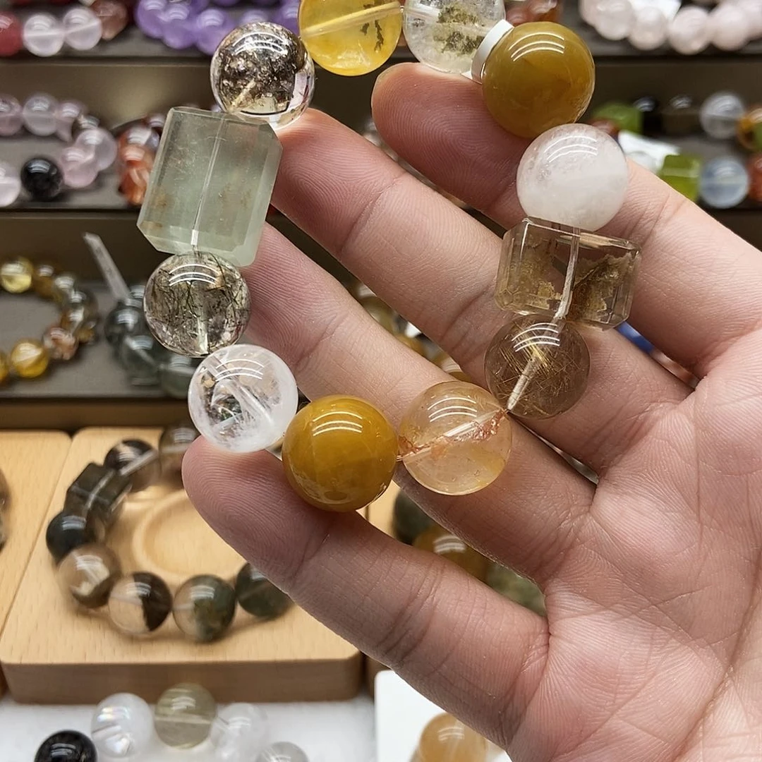 未镶嵌手链水晶V****n手串
