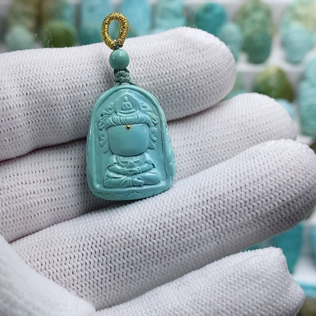 绿松石绿松石未镶嵌小**儿