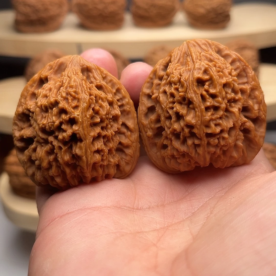 文玩核桃吊坠42凹底南将石