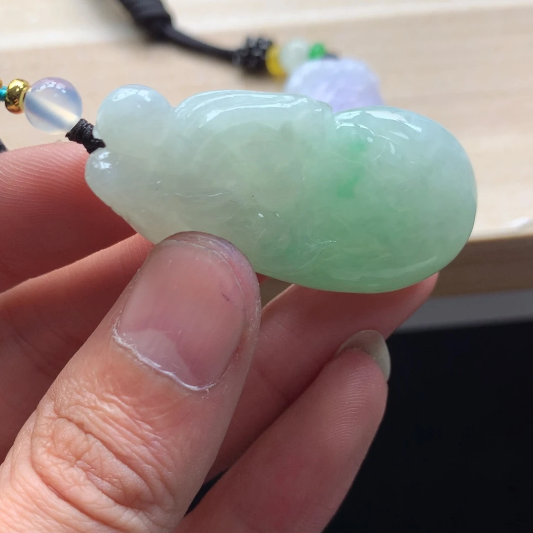 颈饰未镶嵌翡翠吊坠