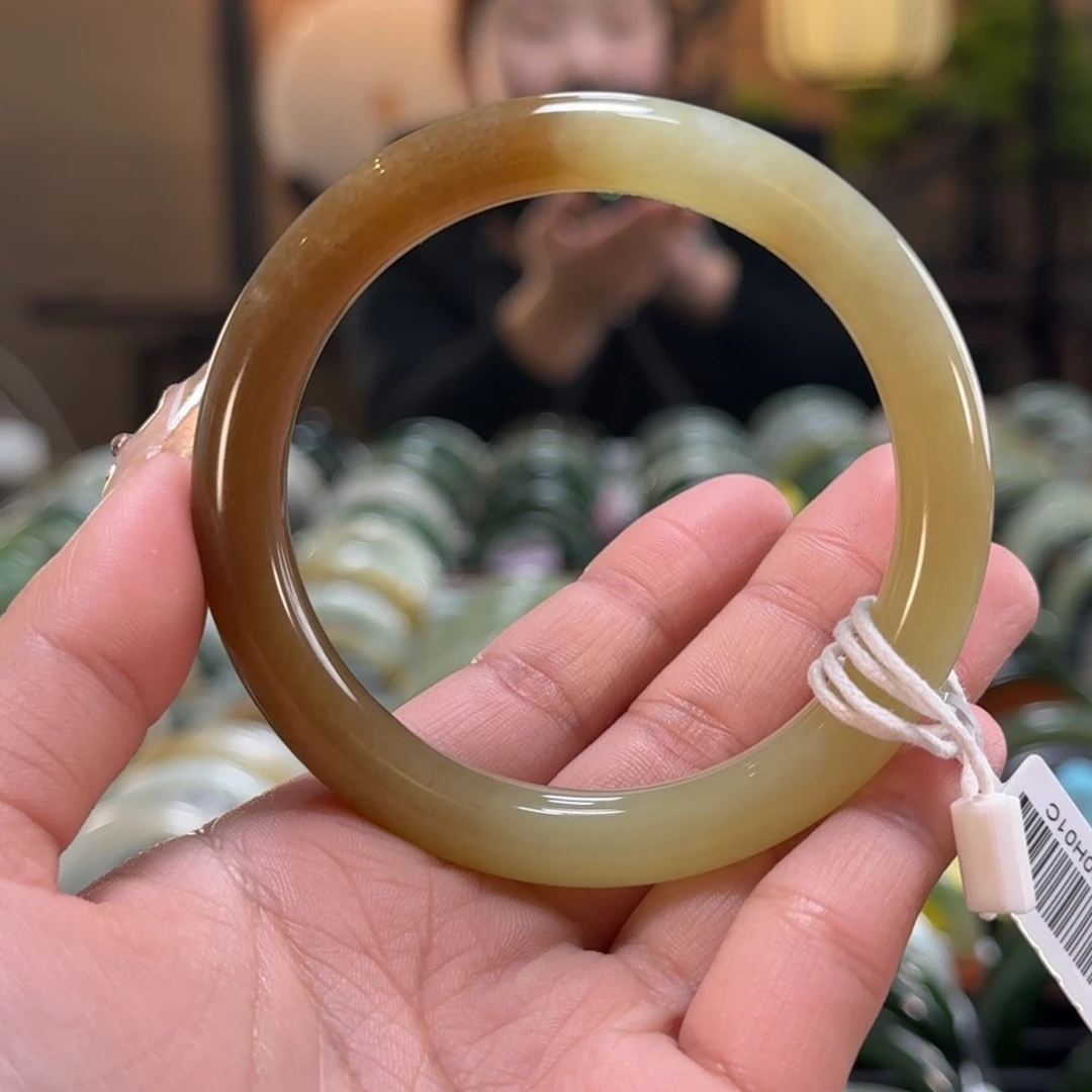 和田玉未镶嵌手镯C0140-57