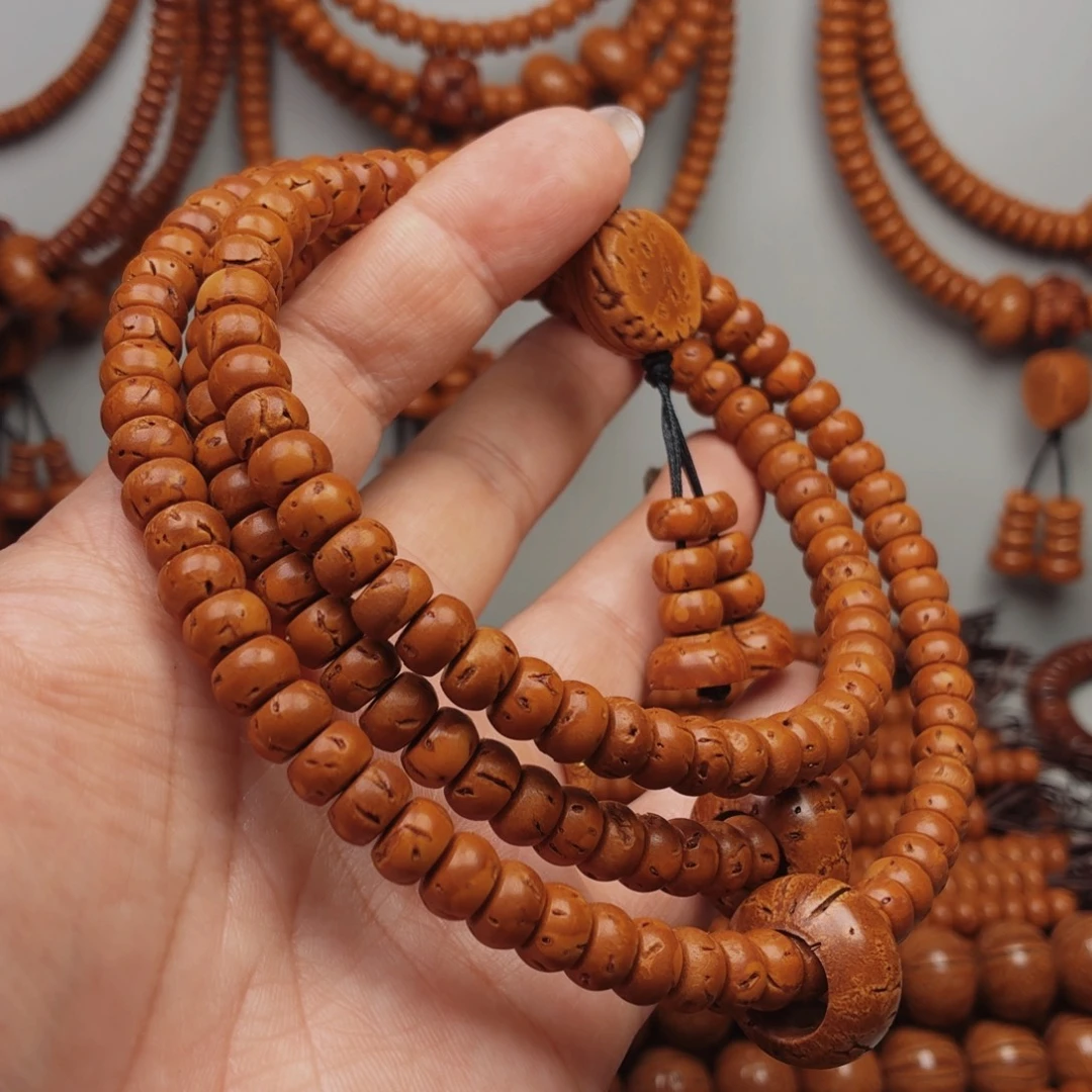 多***₅桃核手串166棵微瑕疵80