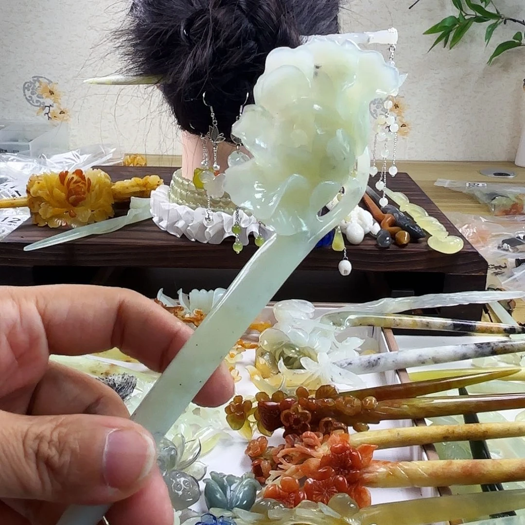 蛇纹石玉发饰合金